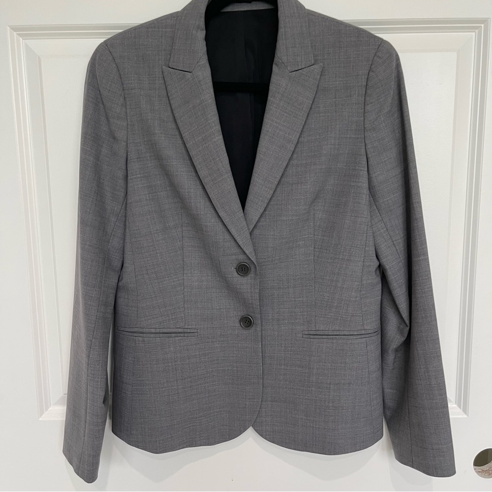 Theory suit blazer size 10